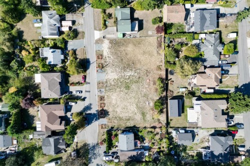 710 Violet Ave, Saanich, BC 