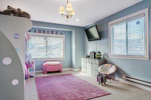 2240 Jackson Avenue, Merritt, BC - Indoor Photo Showing Bathroom