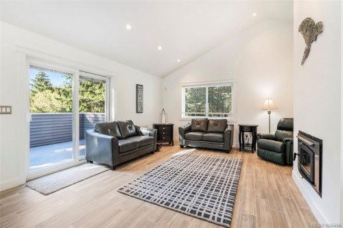 1390 Kurtis Cres, Nanaimo, BC 