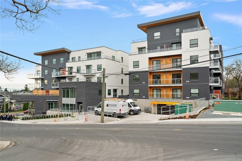 302-1102 Esquimalt Rd, Esquimalt, BC - Outdoor With Balcony