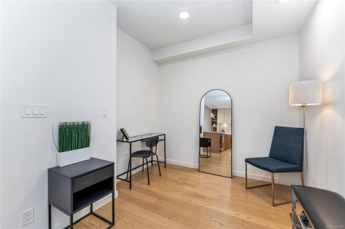 405-1033 Cook St, Victoria, BC - Indoor
