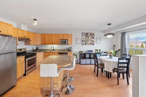 26-7915 Hespeler Road, Summerland, BC - Indoor