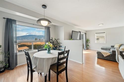 26-7915 Hespeler Road, Summerland, BC - Indoor Photo Showing Dining Room