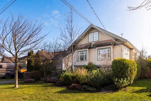 2231 Windsor Rd, Oak Bay, BC 