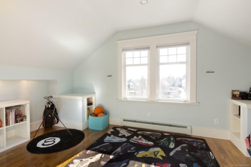 2231 Windsor Rd, Oak Bay, BC 