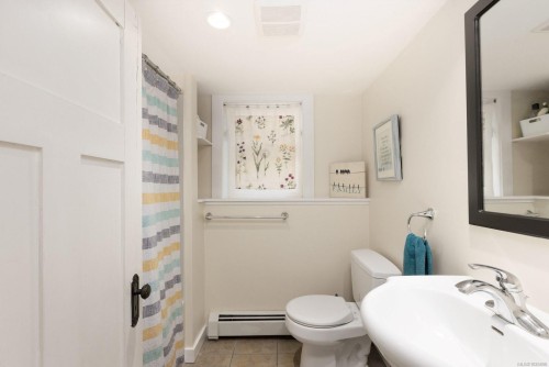 2231 Windsor Rd, Oak Bay, BC 