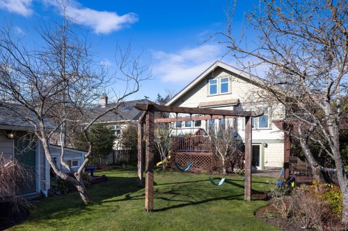 2231 Windsor Rd, Oak Bay, BC 