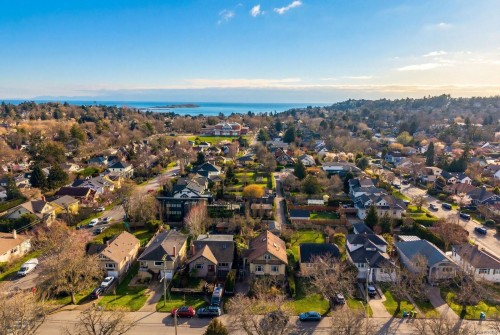 2231 Windsor Rd, Oak Bay, BC 