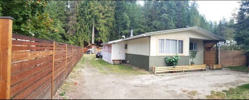 914 Columbia Crescent, Nakusp, BC - Outdoor