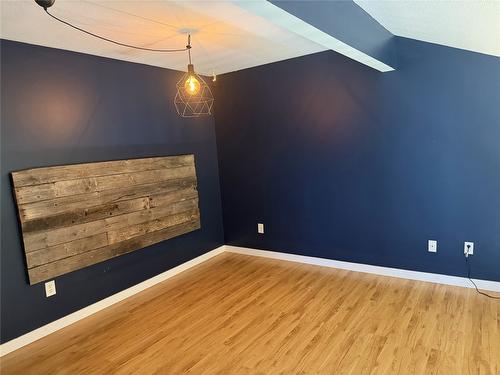 207-3155 Gordon Drive, Kelowna, BC - Indoor Photo Showing Other Room