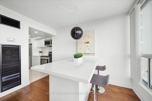 903-5 Rowntree Road, Toronto, ON - Indoor