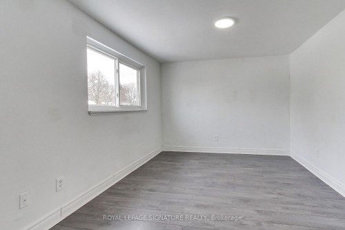 17-31 Parker Crescent, Ajax, ON - Indoor Photo Showing Other Room