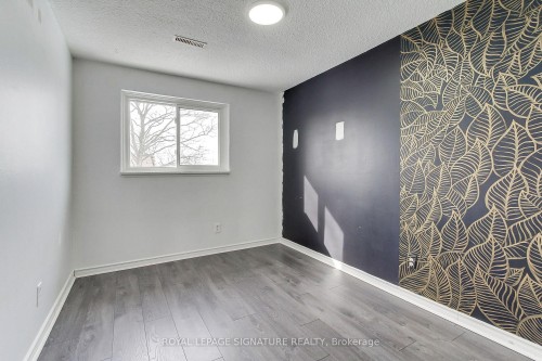 17-31 Parker Crescent, Ajax, ON - Indoor Photo Showing Other Room