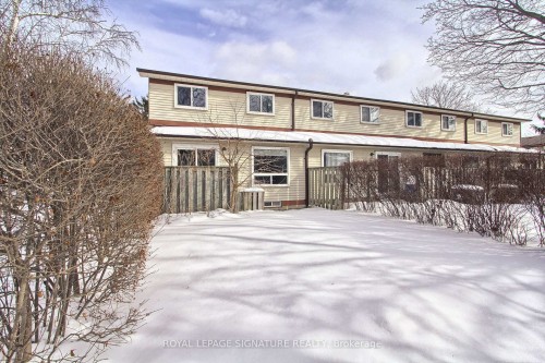 17-31 Parker Crescent, Ajax, ON - Outdoor