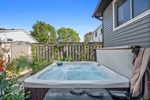 425 Lesabre Street, Oshawa, ON 