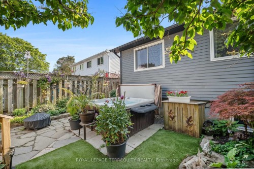 425 Lesabre Street, Oshawa, ON 