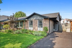 425 Lesabre Street  Oshawa, ON L1K 1E3