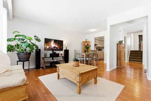 425 Lesabre Street, Oshawa, ON 