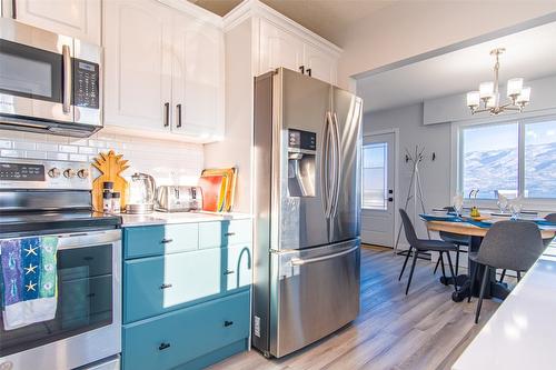 5192 Huston Road, Peachland, BC - Indoor Photo Showing Kitchen