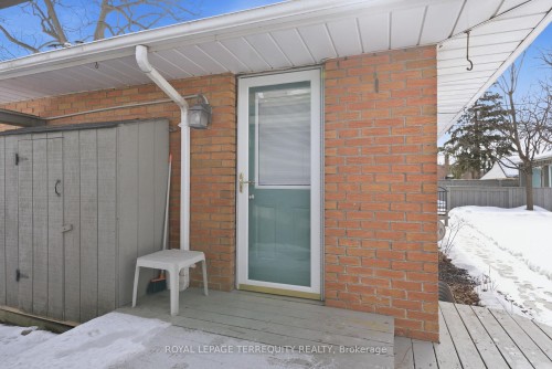 116 Centre Street N, Whitby, ON - Outdoor With Exterior