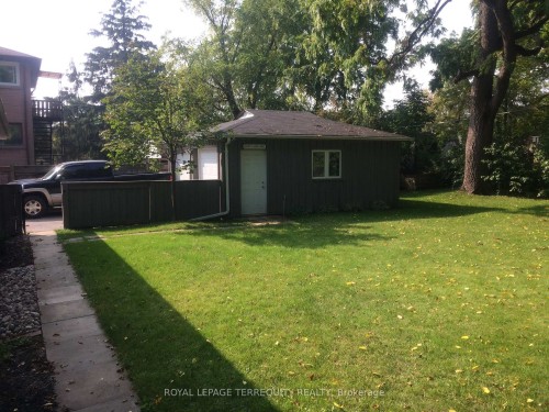 116 Centre Street N, Whitby, ON - Outdoor