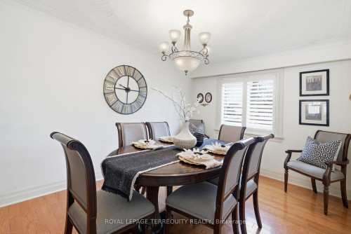 116 Centre Street N, Whitby, ON - Indoor Photo Showing Dining Room