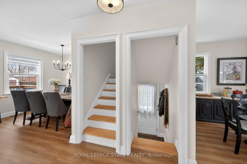 13 Cameron Avenue, Hamilton, ON - Indoor