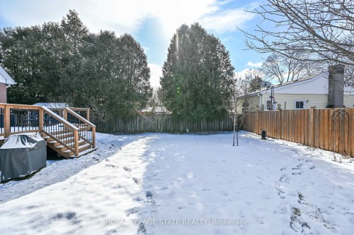 13 Cameron Avenue, Hamilton, ON - Outdoor