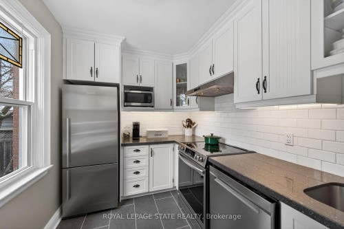 13 Cameron Avenue, Hamilton, ON - Indoor Photo Showing Kitchen With Stainless Steel Kitchen With Upgraded Kitchen