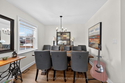 13 Cameron Avenue, Hamilton, ON - Indoor