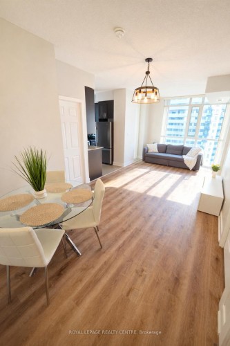 2008-4065 Brickstone Mews Road, Mississauga, ON - Indoor Photo Showing Other Room