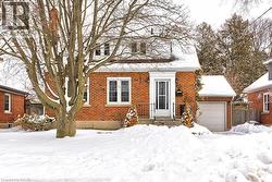 62 BRENTWOOD Avenue  Kitchener, ON N2H 2C8