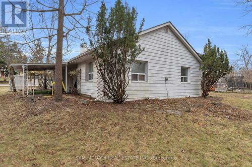 1235 Old River Road, Mississauga, ON - Outdoor