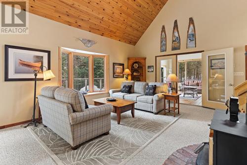 1075 Basshaunt Lake Road, Dysart Et Al (Guilford), ON 