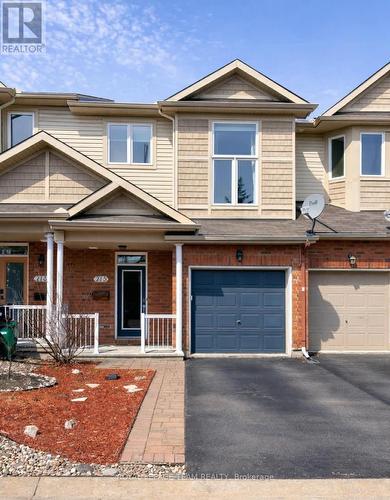 215 PARKROSE PRIVATE  Ottawa, ON K4A 0N8