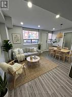 105 - 15 WALMER ROAD  Toronto, ON M5R 2X1