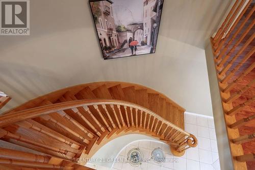 418 Chieftan Circle, Mississauga, ON - Indoor Photo Showing Other Room