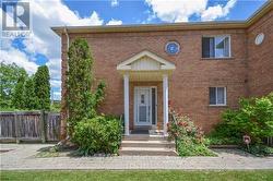 5 - 113 MILLSTONE DRIVE  Brampton, ON L6Y 4P4