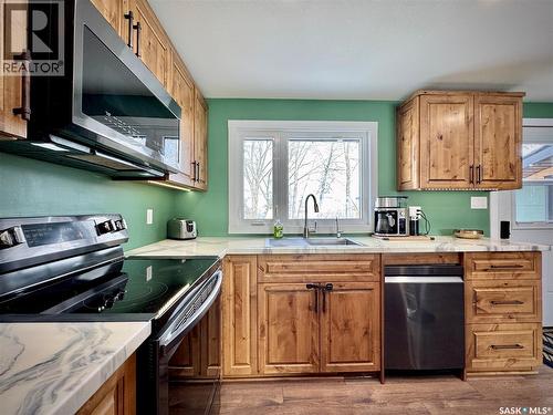 19 Hudson Bay, Esterhazy, SK - Indoor Photo Showing Kitchen