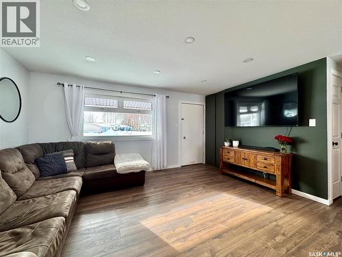19 Hudson Bay, Esterhazy, SK - Indoor Photo Showing Living Room