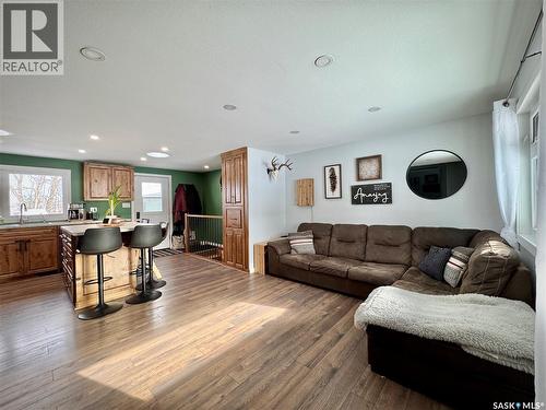 19 Hudson Bay, Esterhazy, SK - Indoor Photo Showing Living Room