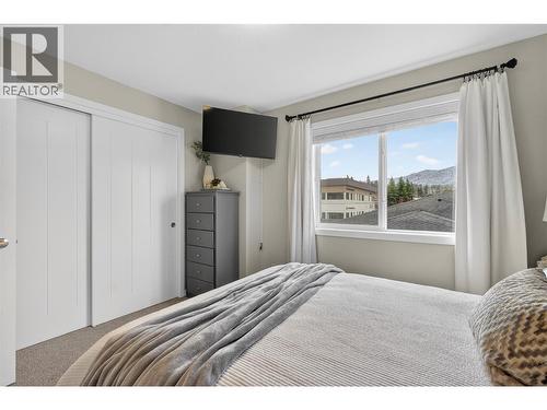 2081 11 Avenue Ne Unit# 9, Salmon Arm, BC - Indoor Photo Showing Bedroom