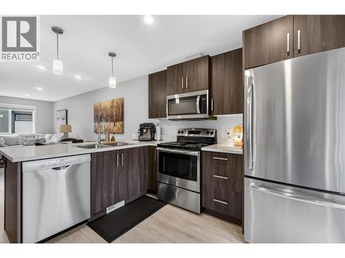 2081 11 Avenue Ne Unit# 9, Salmon Arm, BC - Indoor Photo Showing Kitchen With Stainless Steel Kitchen With Upgraded Kitchen