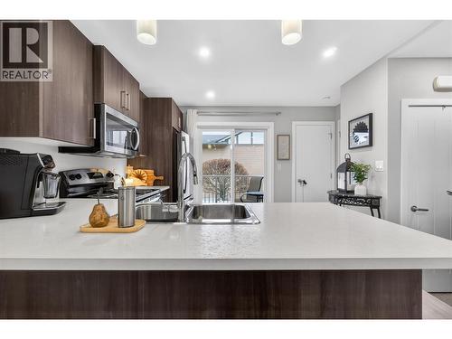 2081 11 Avenue Ne Unit# 9, Salmon Arm, BC - Indoor Photo Showing Kitchen With Upgraded Kitchen