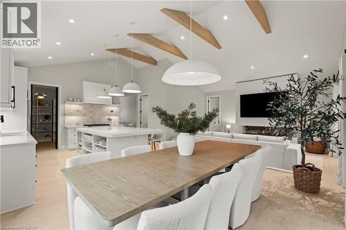 27 Maple Leaf Avenue S, Ridgeway, ON - Indoor Photo Showing Dining Room