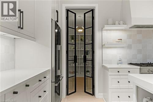 27 Maple Leaf Avenue S, Ridgeway, ON - Indoor Photo Showing Kitchen