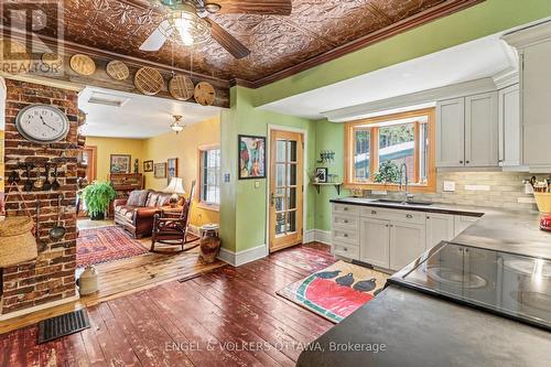 88 Pinhey Street, Ottawa, ON - Indoor Photo Showing Kitchen With Double Sink