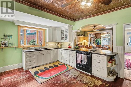 88 Pinhey Street, Ottawa, ON - Indoor Photo Showing Kitchen With Double Sink