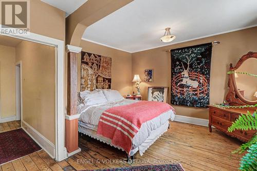 88 Pinhey Street, Ottawa, ON - Indoor Photo Showing Bedroom