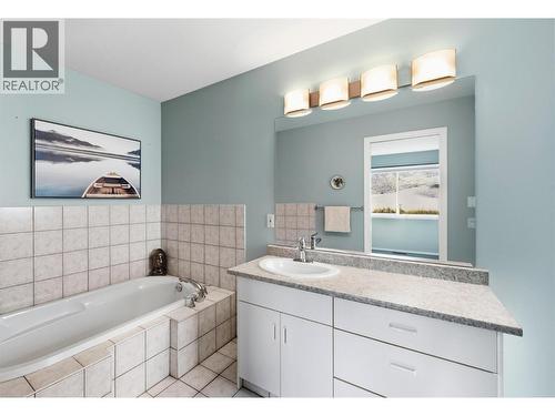 3400 Wilson Street Unit# 147, Penticton, BC - Indoor Photo Showing Bathroom